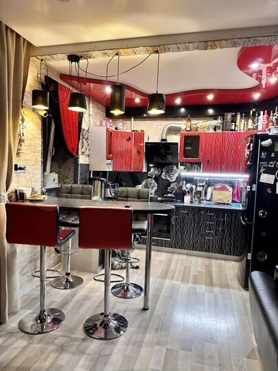 2-к. квартира, 53 м², 1/5 эт.