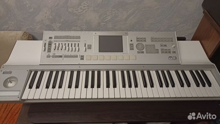 Рабочая станция korg M3-61