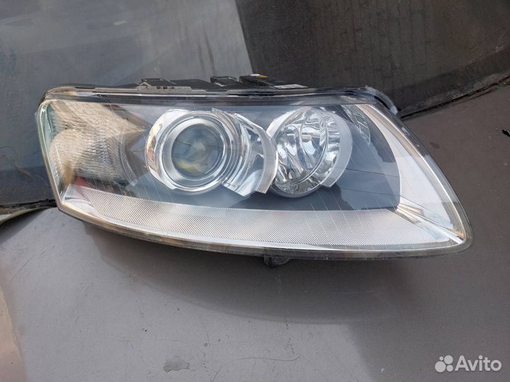 Фара правая Audi A6 C6 Ксенон дорестайлинг