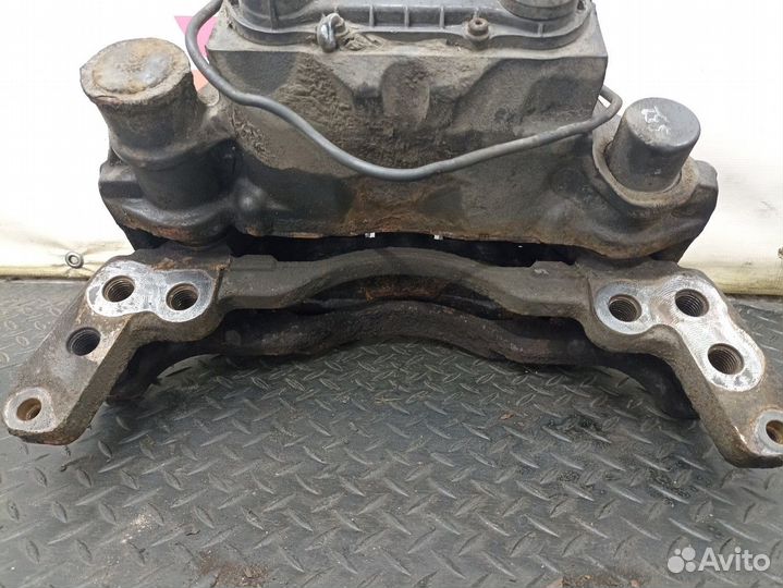 1928816 Суппорт правый