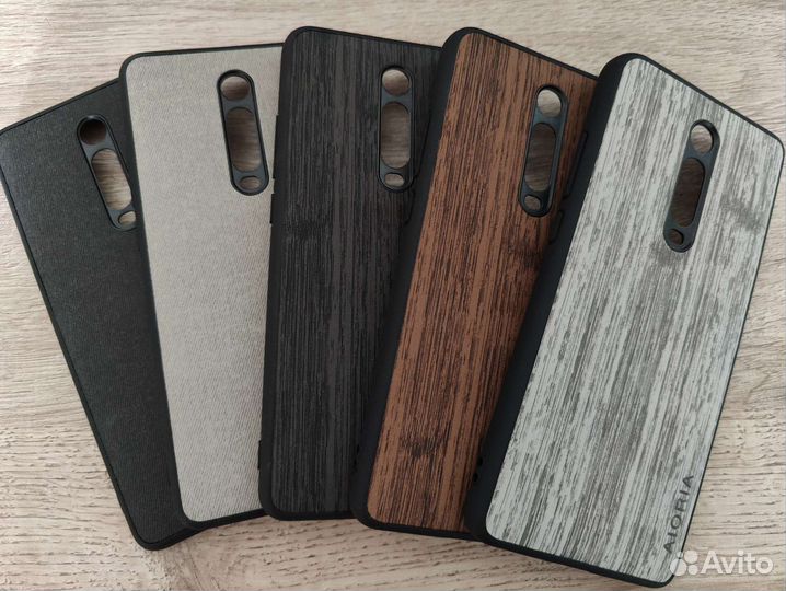 Чехлы на телефон