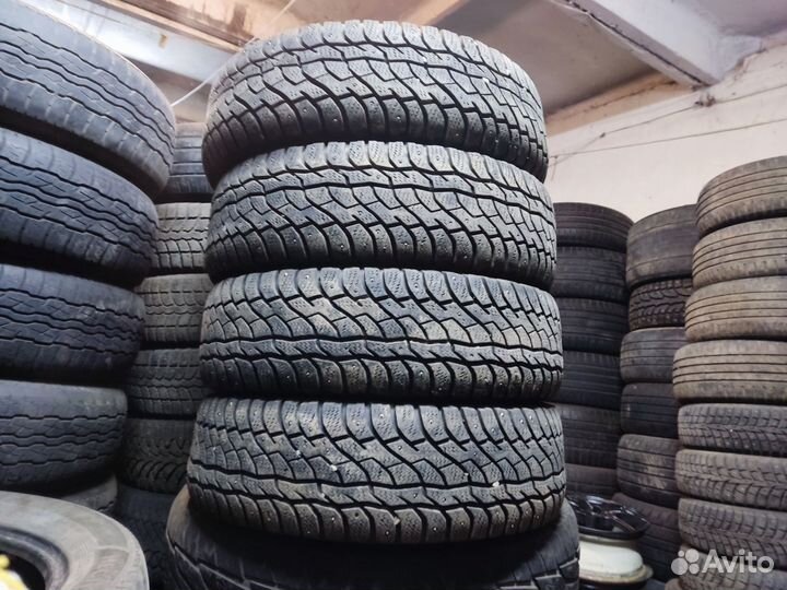 Viatti Brina Nordico V-522 215/65 R16