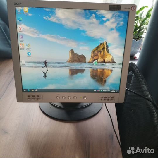 Монитор для компьютера бу