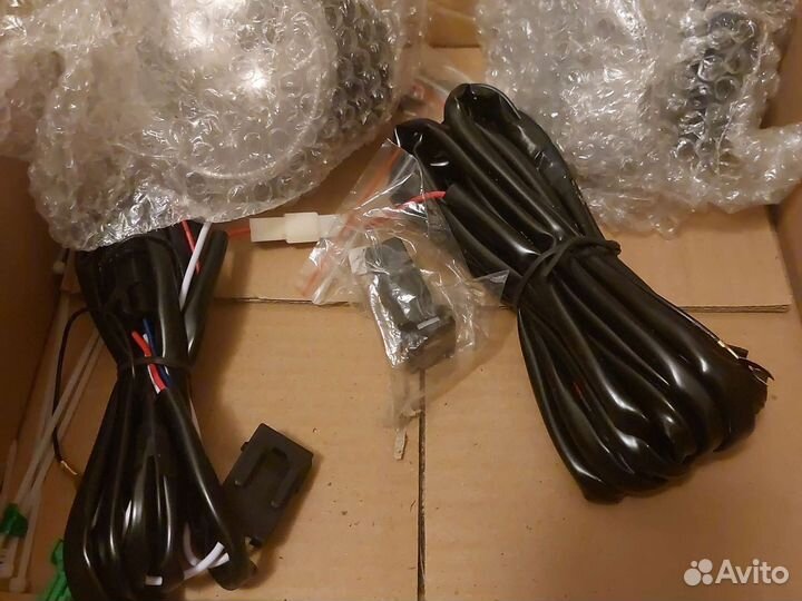 Противотуманные фары Toyota fortuner