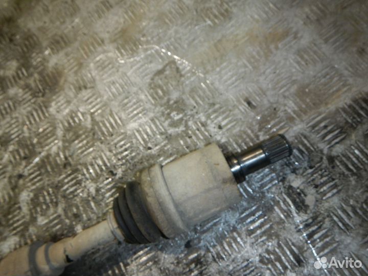 Полуось (привод в сборе) передняя правая, Honda (Х