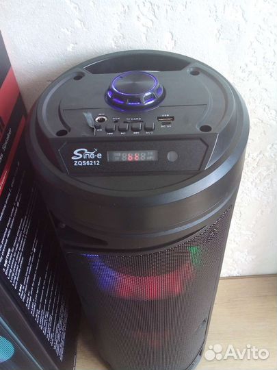 Портативная блютуз колонка