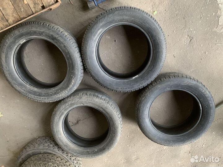 Bridgestone Blizzak Revo2 205/60 R16 92Q