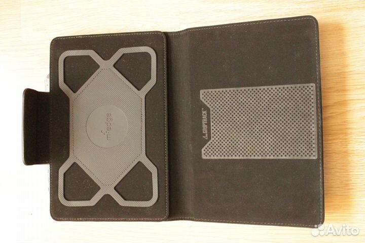 Чехол M Edge Stealth для планшетов 7 дюймовых
