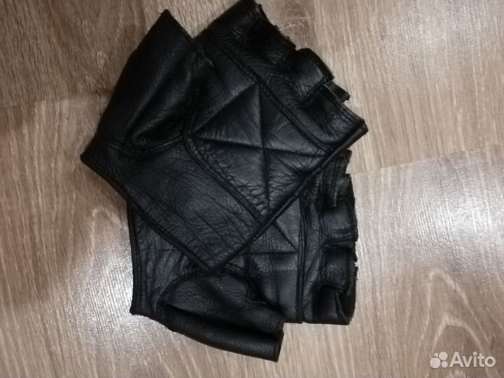 Перчатки кожаные мужские