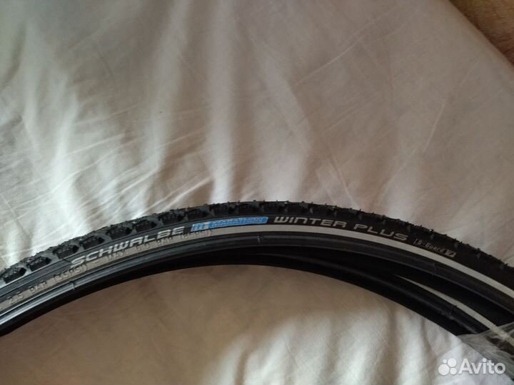 Две покрышки Schwalbe marathon winter plus 28х1.35