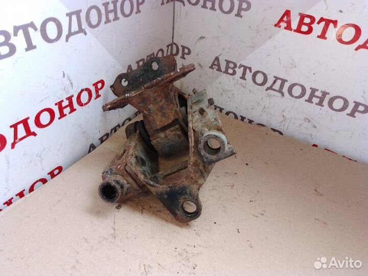 Подушка двигателя задняя Mazda 6 GG 2004