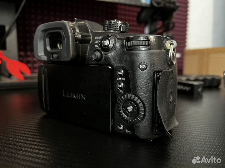 Panasonic GH5 + 4 акб + клетка + карта 128gb