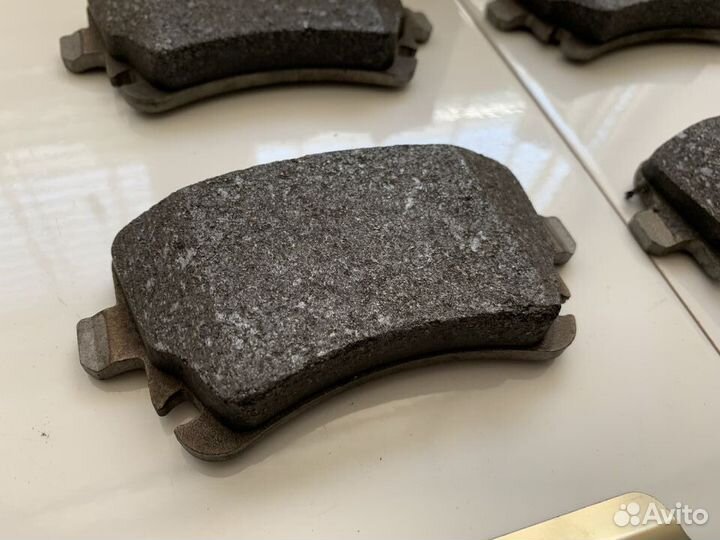 Колодки зад Bentley Continental GT Flying Spur