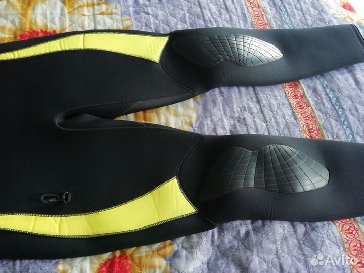 Гидрокостюм