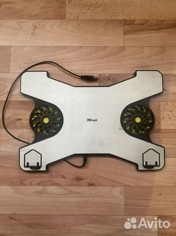 Охлаждающая подставка для ноутбука Trust 16813