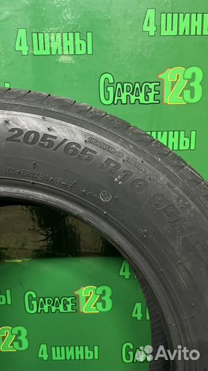 Kumho Ecsta HS51 205/65 R16 95H