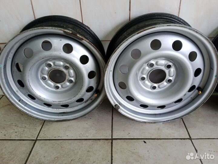 Диски r15 штампованные