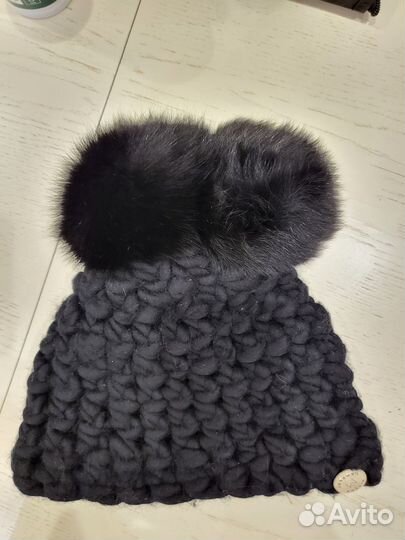 Шапка Mischa Lampert