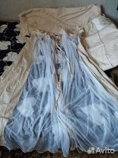 Бортики и балдахинив кроватку новорожденного