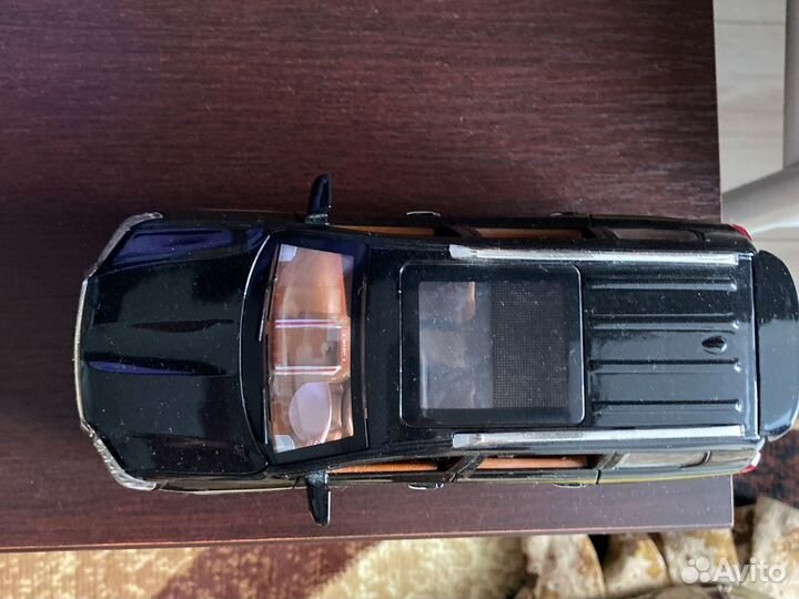 Модель Toyota Land Cruiser Prado