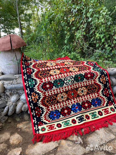 Ковер килим