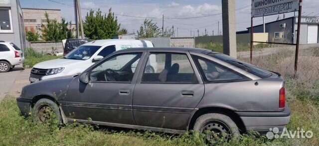 Opel Vectra 1.8 МТ, 1989, 200 000 км