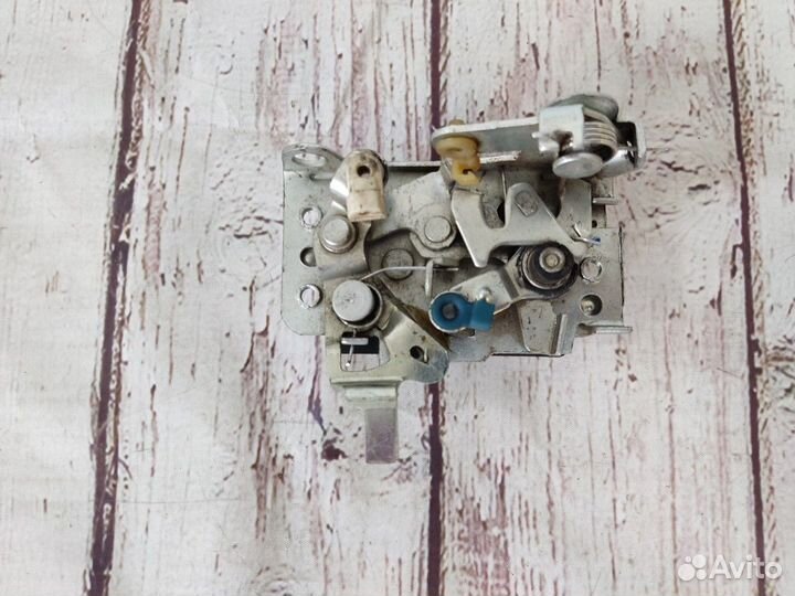 Замок двери передней правой Nexia Нексия