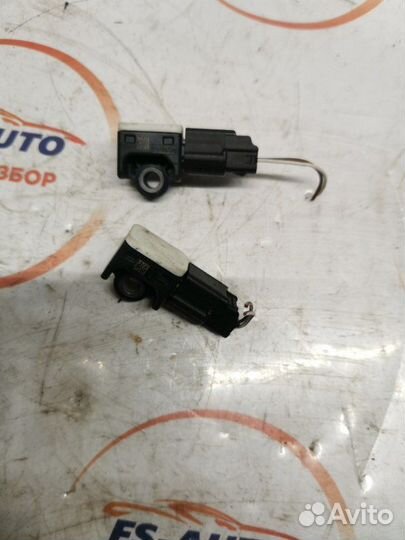 Датчик удара Ford Kuga 1 2.0 дизель G6DG 2010