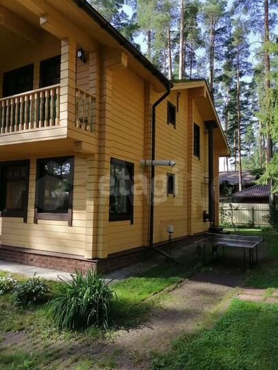 Коттедж 210 м² на участке 24,2 сот.