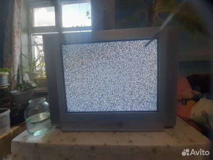 Продам телевизор