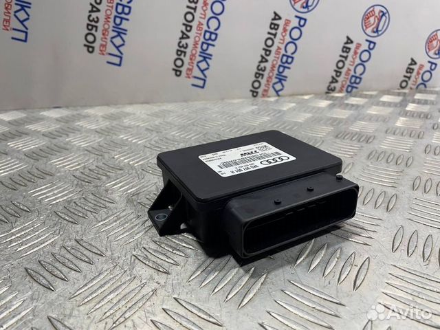 Блок управления парковочным тормозом Audi A4