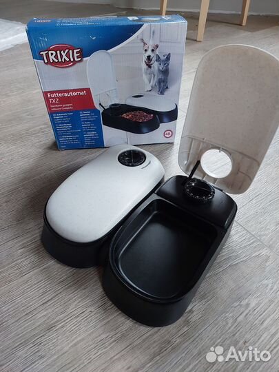 Автокормушка для собак и кошек