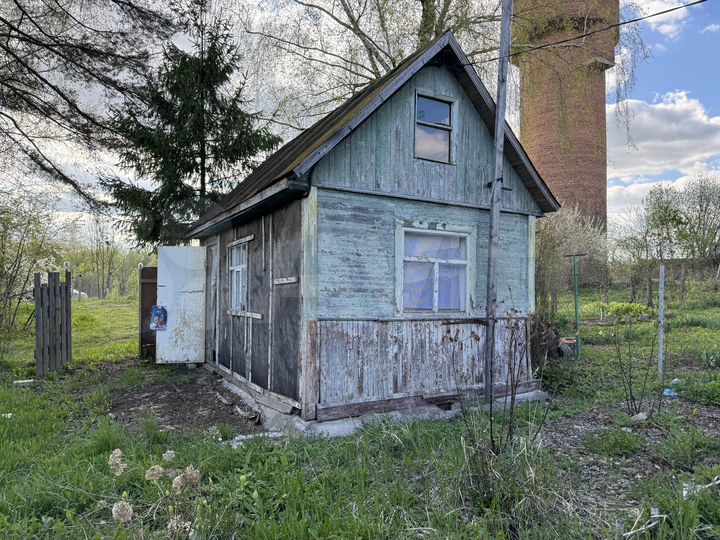 Дача 17 м² на участке 6 сот.