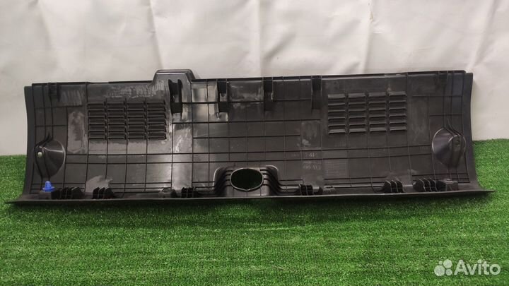 Накладка задней панели Kia Rio 4