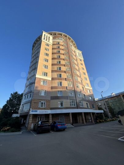 Торговая площадь, 270 м²