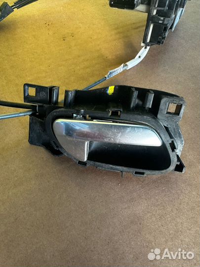 Замок двери передний правый citroen С4 - 910