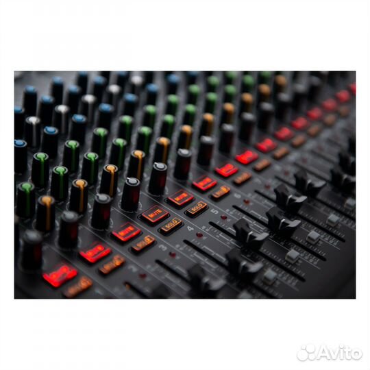 Mackie onyx12 Микшерный пульт