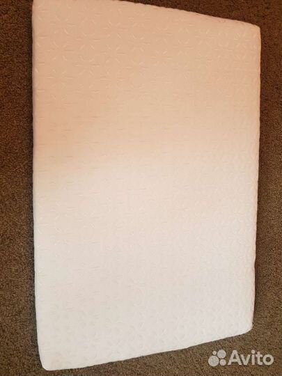 Матрасик на пеленальный столик новый