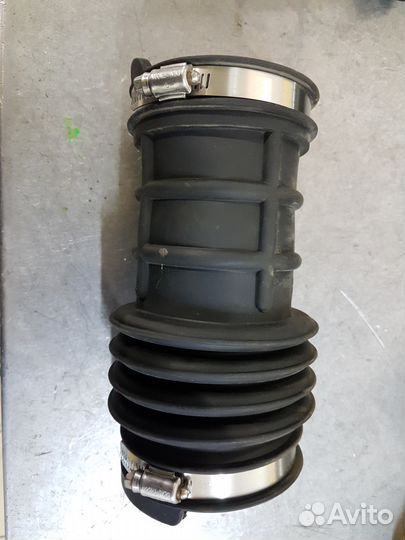 Патрубок, трубка, воздуховод Ford Explorer 5 11