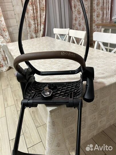 Каркас прогулочного блока cybex priam 3