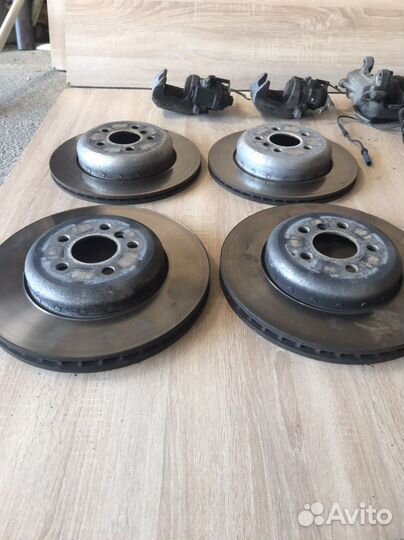 Полный комплект тормозов BMW