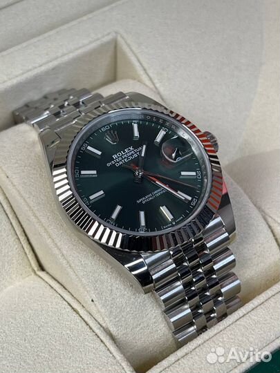 Часы Rolex DateJust Premium