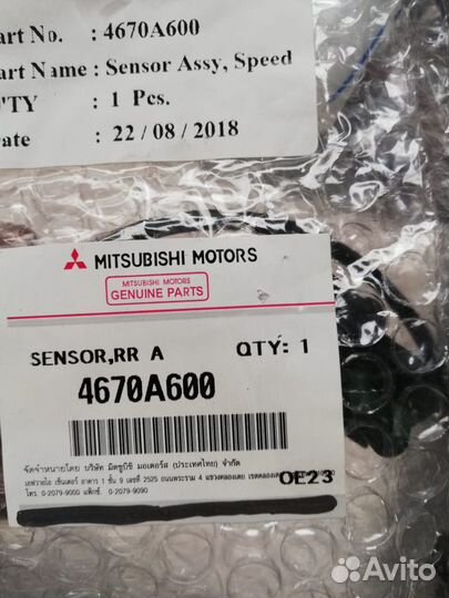 Датчик ABS Mitsubishi Pajero Sport 4670A600