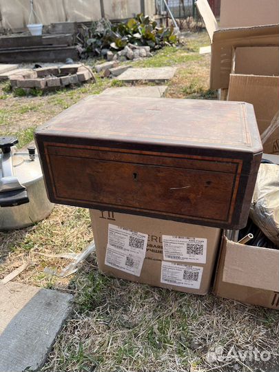 Шкатулка деревянная старинная и СССР