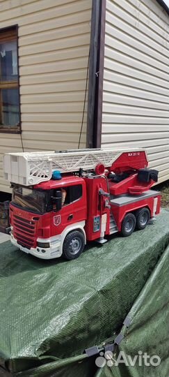 Пожарная машина bruder
