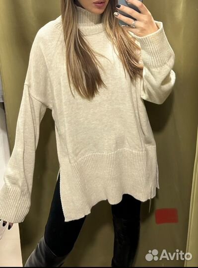 Свитер женский