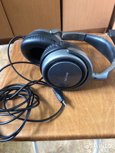 Наушники Philips проводные