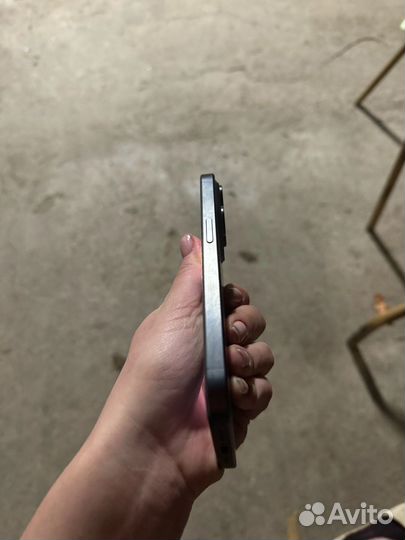 iPhone 15 Pro, 128 ГБ