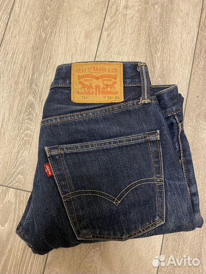 Джинсы levis 751