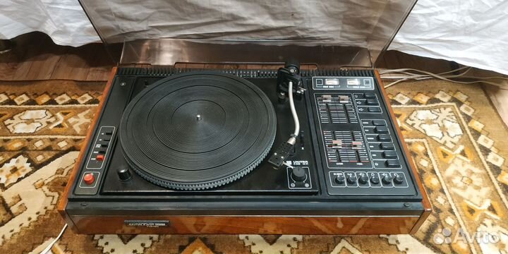 Проигрыватель винила арктур 004